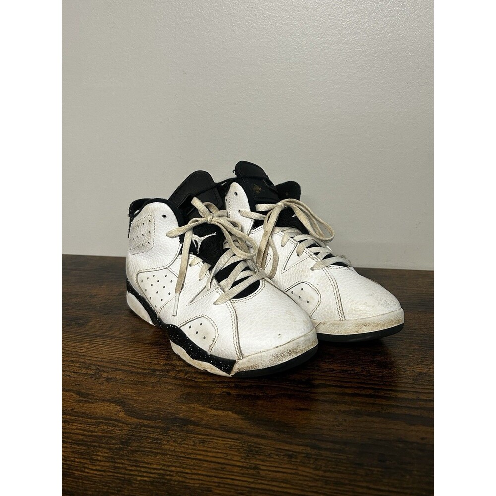 Nike Air Jordan 6 Retro "Reverse Oreo" Sneakers Kids Size 2.5Y